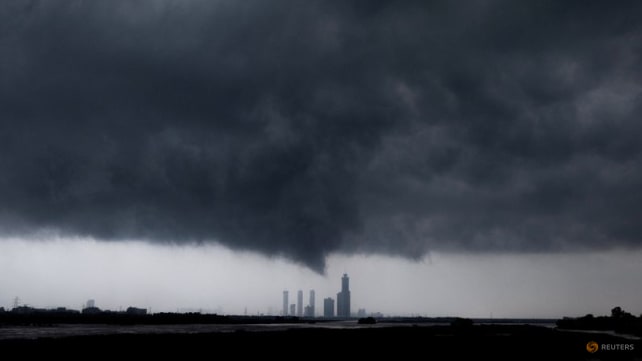 India's monsoon starts delayed retreat 