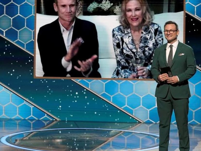 'Schitt's Creek' wins best TV comedy series at Golden Globes 'Schitt's Creek' wins best TV comedy series at Golden Globes