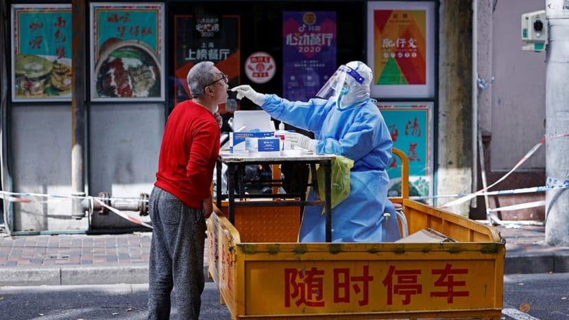 Anger mounts among locked-down Shanghai residents as city reports more COVID-19 deaths Anger mounts among locked-down Shanghai residents as city reports more COVID-19 deaths