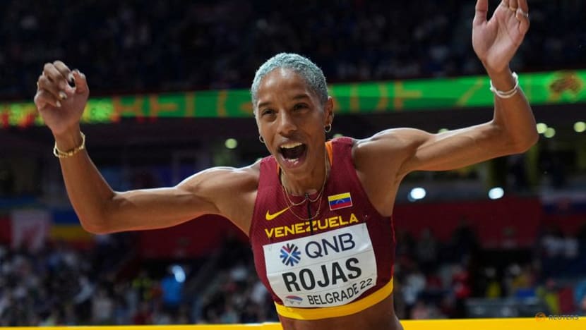 Rojas to miss long jump at worlds after incorrect shoes used in qualifying Rojas to miss long jump at worlds after incorrect shoes used in qualifying