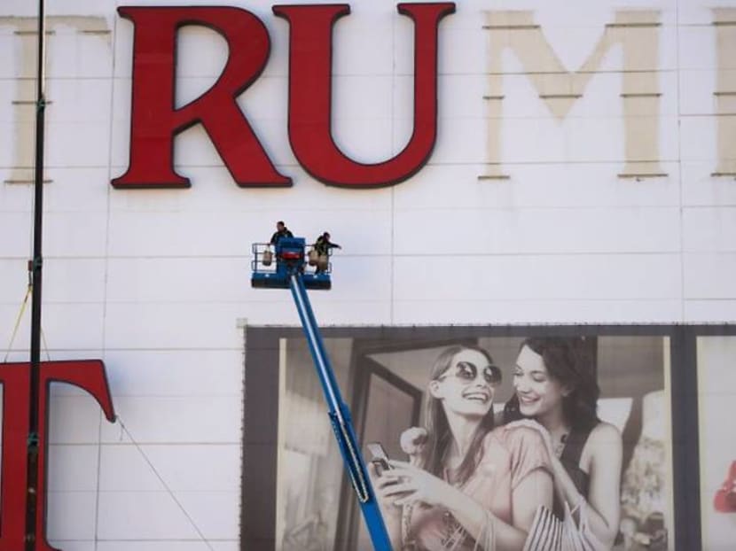 Down on Atlantic City boardwalk, they're auctioning chance to blow up former Trump casino for charity Down on Atlantic City boardwalk, they're auctioning chance to blow up former Trump casino for charity
