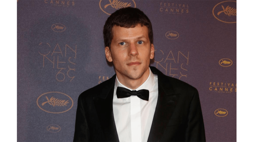 Jesse Eisenberg 'doesn't know what to think' of Woody Allen allegations