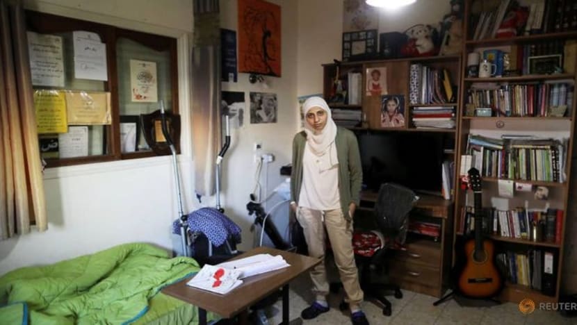 Penyair Arab dipenjara kerana apikan pengganasan secara online