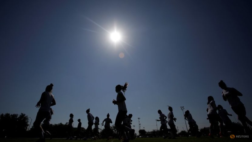 Mexican Federation, 17 clubs handed fines over female salaries, team moves
Mexican Federation, 17 clubs handed fines over female salaries, team moves