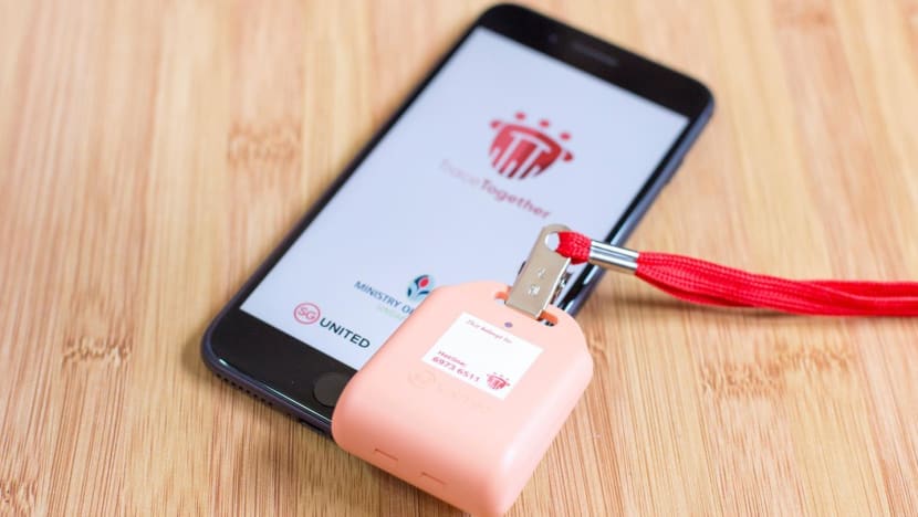 Man gave unvaccinated person TraceTogether app to use for dining in, convicted of cheating Man gave unvaccinated person TraceTogether app to use for dining in, convicted of cheating