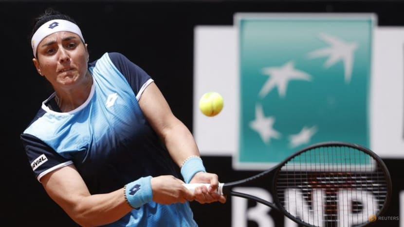 Swiatek retains Italian Open title with 28th straight win Swiatek retains Italian Open title with 28th straight win