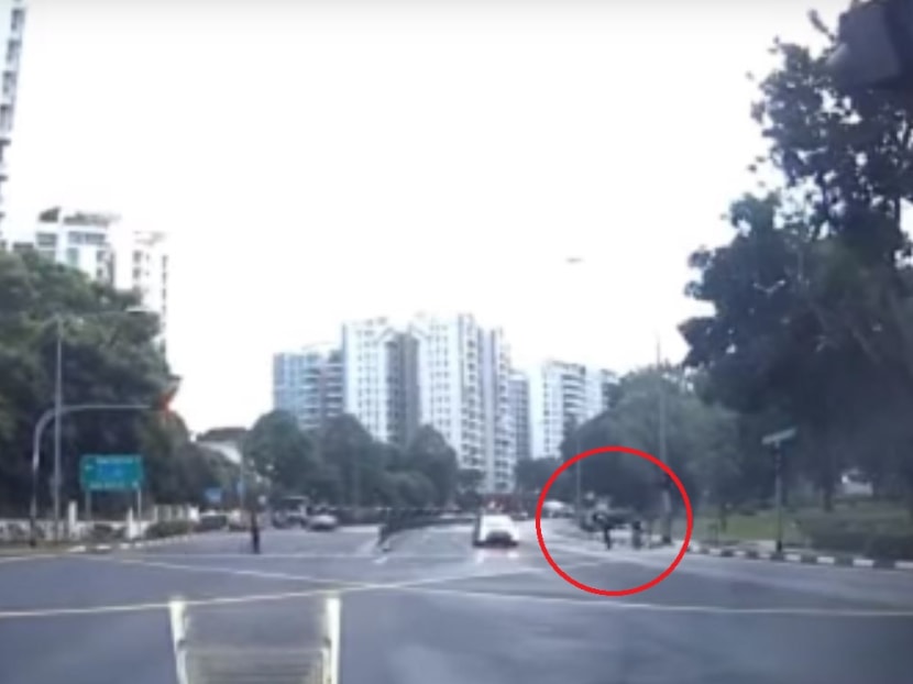 A video circulating online shows an enforcement officer dashing across a pedestrian crossing to corner a person riding an e-scooter on the opposite side of the road.