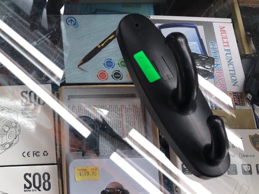 Sim lim square mini hidden camera sale