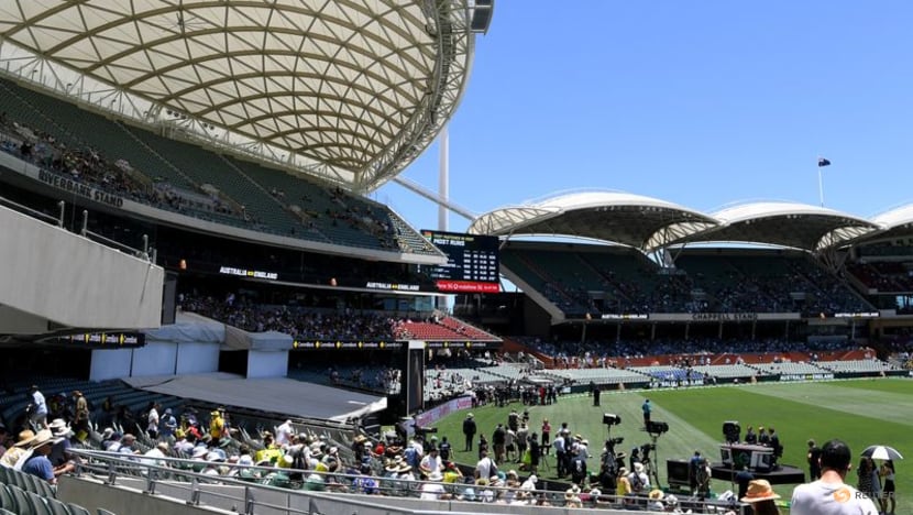 Australia win toss, to bat first in second Ashes test Australia win toss, to bat first in second Ashes test
