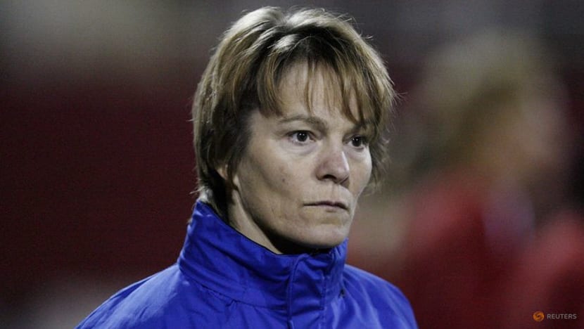 Former Netherlands player Pauw reveals sexual abuse Former Netherlands player Pauw reveals sexual abuse