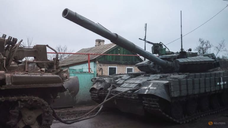 Ukraine sees Russian progress in eastern frontline city of Bakhmut