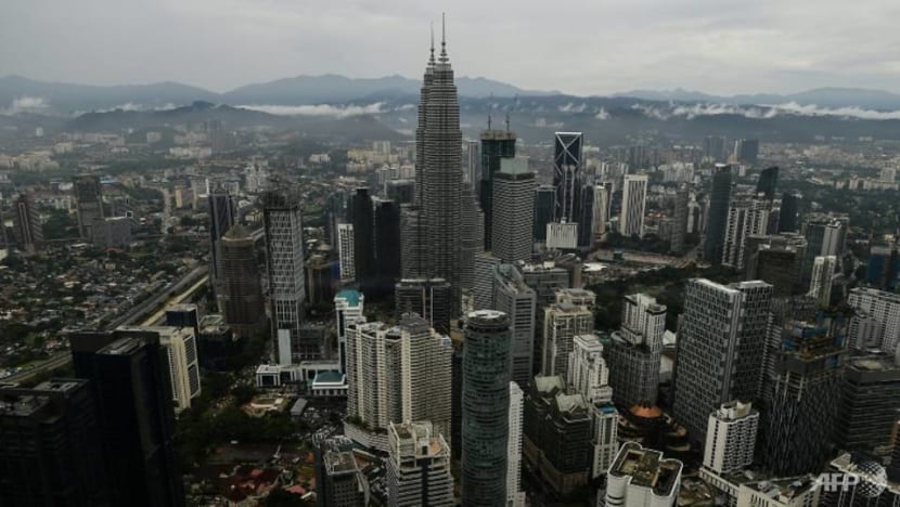 Malaysia's hung parliament sees markets slip, but unlikely to affect growth trajectory: Observers Malaysia's hung parliament sees markets slip, but unlikely to affect growth trajectory: Observers