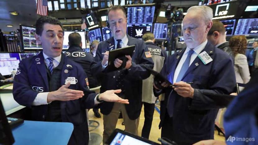 US stocks bounce back after virus-fuelled rout US stocks bounce back after virus-fuelled rout