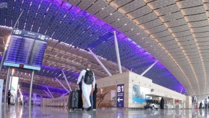 Lapangan Terbang Jeddah mula tawar khidmat bas ulang alik percuma ke Masjidil Haram