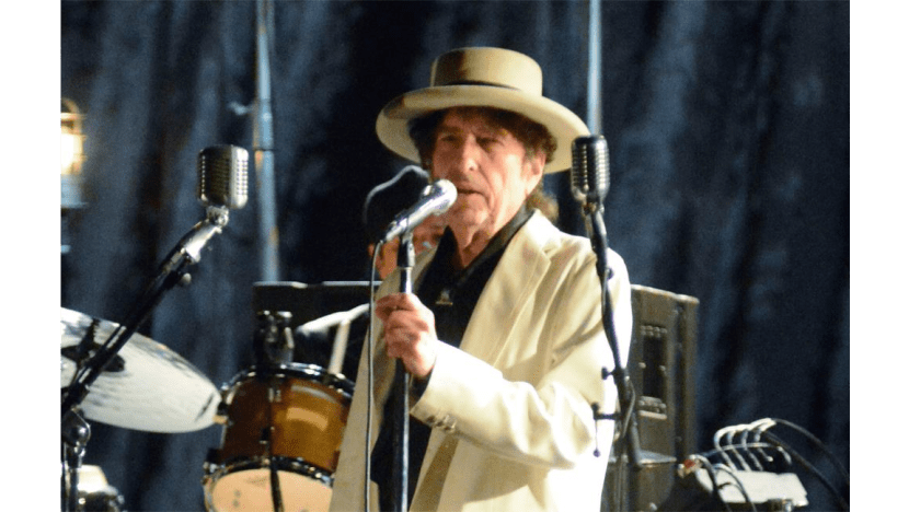Bob Dylan set to open whiskey distillery in 2020