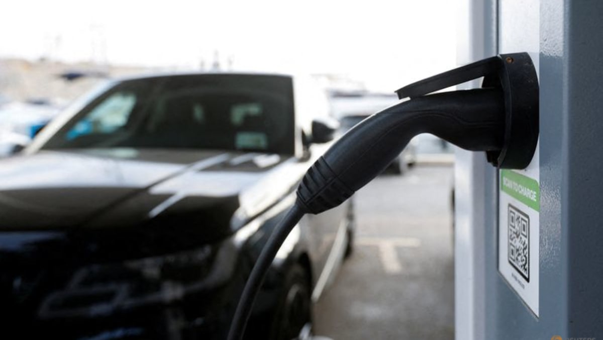 EV charger station firms battle for prime locations in Europe, US - Vimarsana News