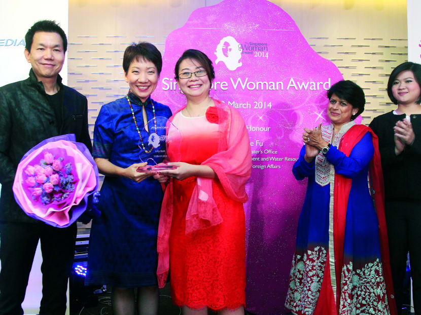 Lily Goh named winner of Singapore Woman Award 2014
