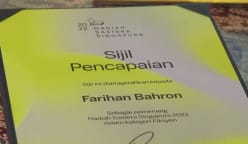 Penulis SG, Farihan Bahron terima Anugerah Sasterawan Muda Mastera 2023