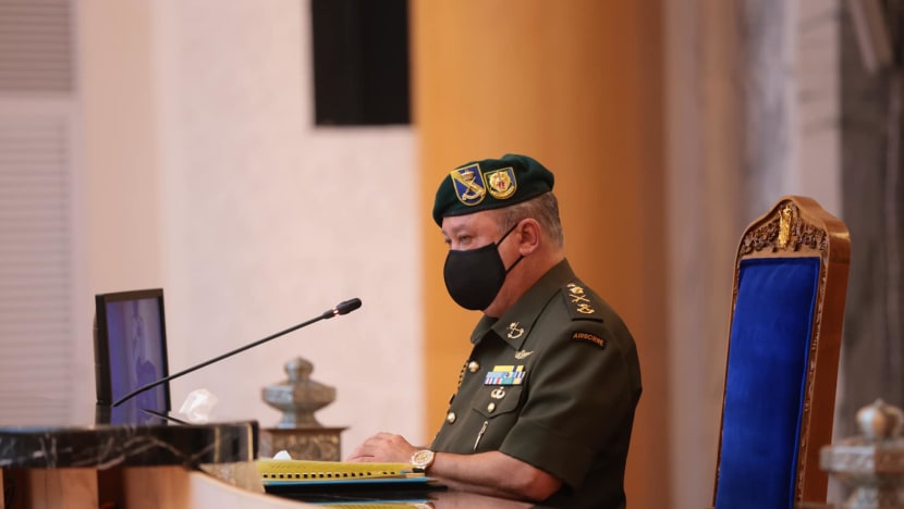 Government’s reluctance to review MM2H visa criteria is ‘mind-boggling, outrageous’: Johor sultan Government’s reluctance to review MM2H visa criteria is ‘mind-boggling, outrageous’: Johor sultan