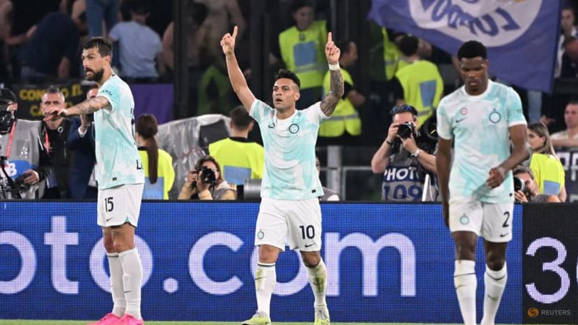 Martinez double as Inter retain Coppa Italia crown
