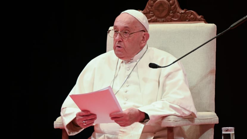 Pope Francis commends Singapore's policies supporting the vulnerable, hopes for special attention to poor and elderly Pope Francis commends Singapore's policies supporting the vulnerable, hopes for special attention to poor and elderly