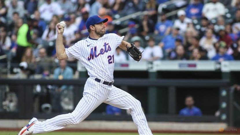 MLB roundup: Mets clobber Cards, but Scherzer leaves with injury MLB roundup: Mets clobber Cards, but Scherzer leaves with injury