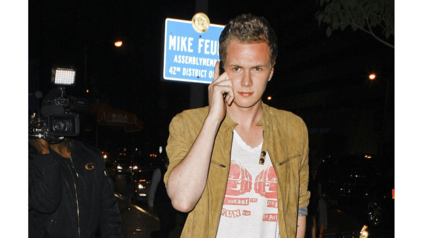 Barron Hilton to be a dad Barron Hilton to be a dad