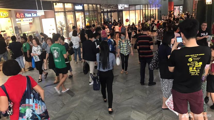COVID-19: Singaporeans urged to defer non-essential trips to malls COVID-19: Singaporeans urged to defer non-essential trips to malls