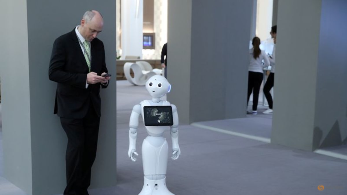 Kinh doanh: SoftBank đàm phán để bán mảng kinh doanh robot của Pháp cho United Robotics của Đức: Nguồn