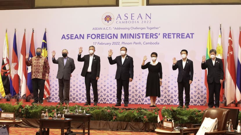 ASEAN to continue taking 'principled position' on Myanmar, but the issue will not hijack the agenda: Vivian Balakrishnan ASEAN to continue taking 'principled position' on Myanmar, but the issue will not hijack the agenda: Vivian Balakrishnan