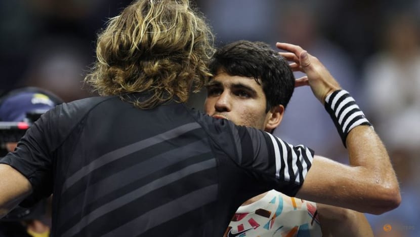 Alcaraz stops Zverev to set up semi-final of US Open champions