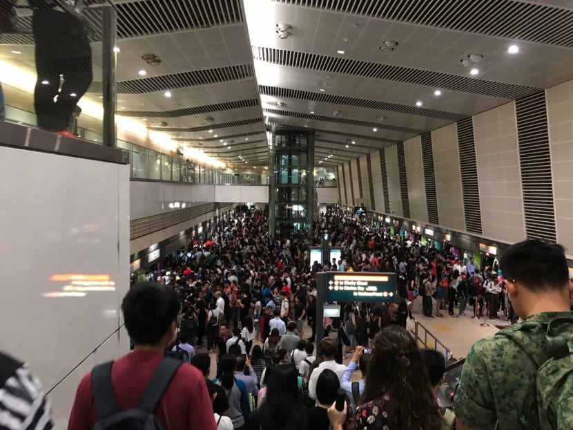 SMRT tweeted train delays of up to 30 minutes on Monday (Sept 11) morning due to a train fault. Photo: Twitter/InaSawal