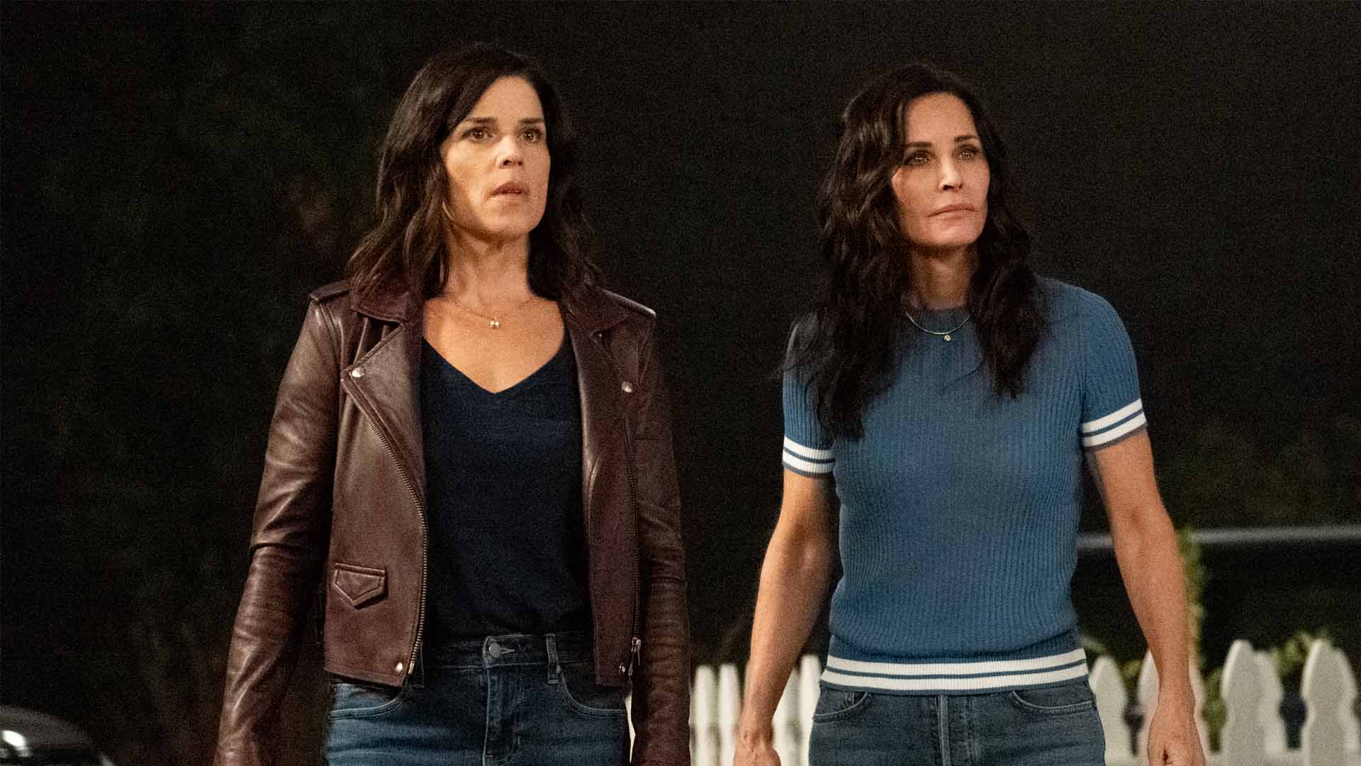 Trailer Watch: Neve Campbell, Courteney Cox, David Arquette Return For More Slasher Action In The New Scream Trailer Watch: Neve Campbell, Courteney Cox, David Arquette Return For More Slasher Action In The New Scream