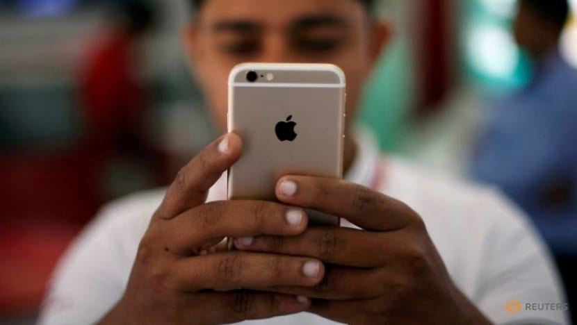 Three top Apple suppliers to commit US$900 million to India smartphone incentive plan - sources Three top Apple suppliers to commit US$900 million to India smartphone incentive plan - sources