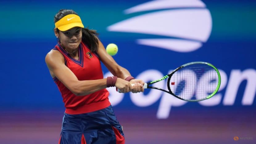 Tennis:
Raducanu, Fernandez set up battle of teens in US
Open final Tennis:
Raducanu, Fernandez set up battle of teens in US
Open final