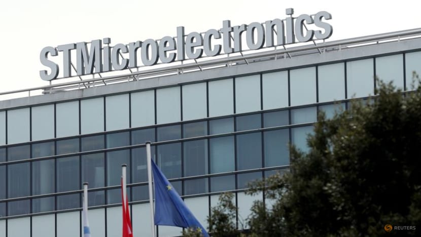 Boosting EU chip supplies, STMicroelectronics plans new plant in Italy