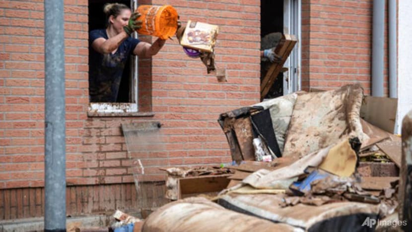 Heavy rain forecast to hit German flood regions over weekend Heavy rain forecast to hit German flood regions over weekend