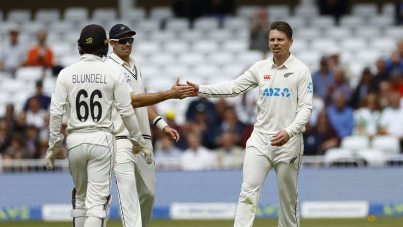 New Zealand lead by 41 at lunch on fourth day New Zealand lead by 41 at lunch on fourth day