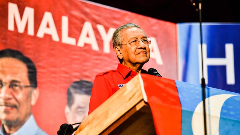 Mahathir makes final case for election in Langkawi, craves for encore