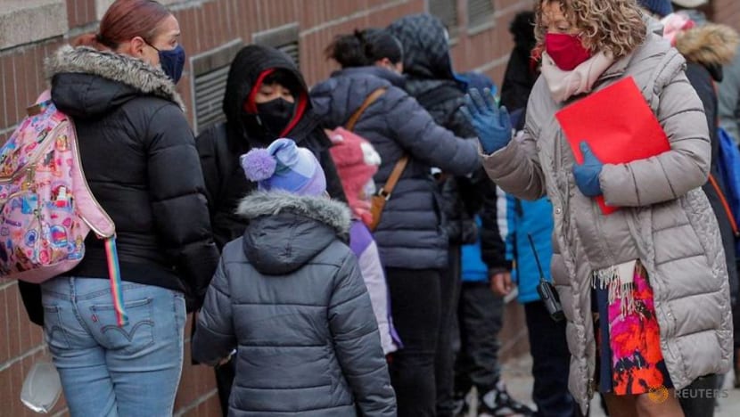 COVID-19 mask mandates latest flashpoint for US schools COVID-19 mask mandates latest flashpoint for US schools