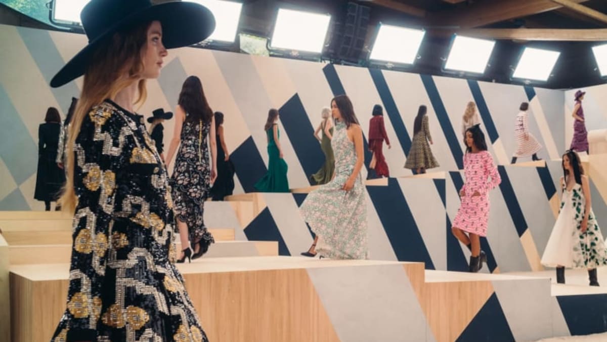 Prix tailleur online chanel haute couture