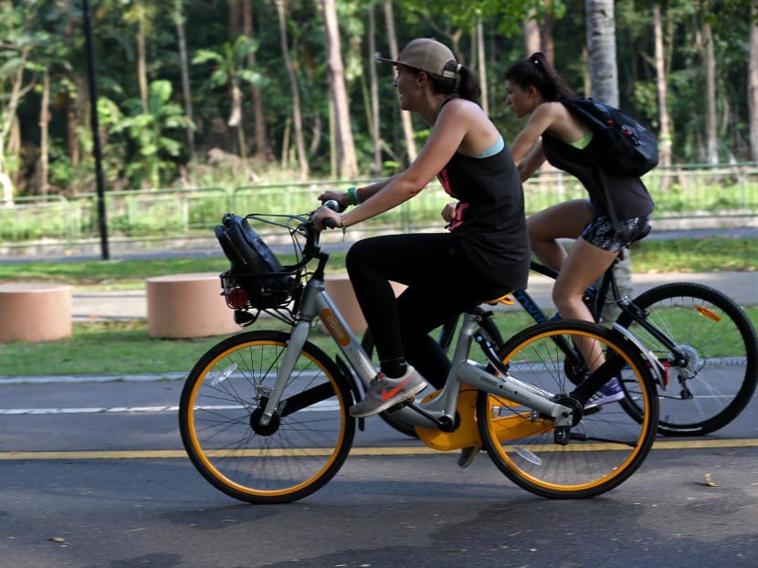 Cyclists ride on oBikes. Photo: TODAY file photo