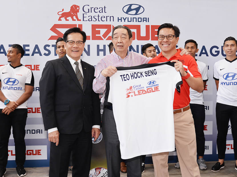 (From left) Lim Kia Tong, president of the FAS Provisional Council, Teo Hock Seng, MD of Komoco Motors, and Keith Chia, head of Group Brand and Customer Experience, Great Eastern Life. Photo: Robin Choo