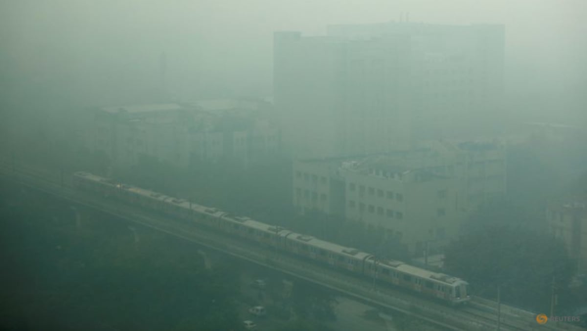 Kabut tebal dan beracun di ibu kota India karena suhu, kecepatan angin menurun