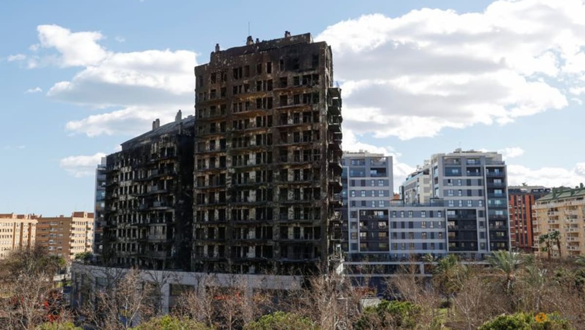 Valencia mourns tower block fire victims as death toll rises to 10