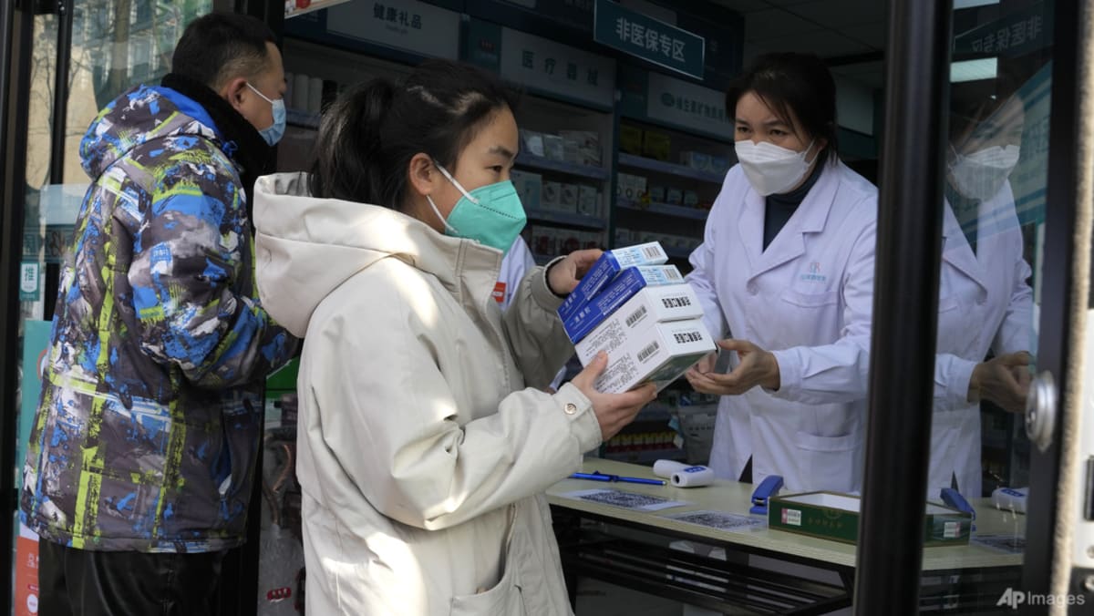 Tiongkok bergulat dengan permasalahan pasokan medis dan penurunan harga di tengah kekhawatiran akan COVID-19