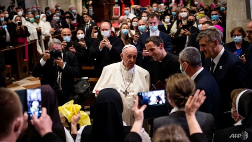 Pope calls for Europe to show pandemic 'solidarity' Pope calls for Europe to show pandemic 'solidarity'