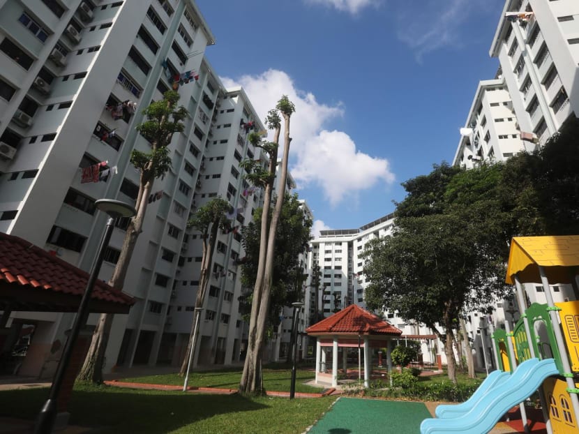 <p><span><span><span><span><span><span><span>In a letter to residents on Saturday announcing the two new options, HDB said that it recognised that “Sers can be an emotional journey" for them and that "w</span></span></span></span></span></span></span><span><span><span><span><span><span><span>e hear you and understand your concerns”. </span></span></span></span></span></span></span></p>
<br />
<br />
&nbsp;