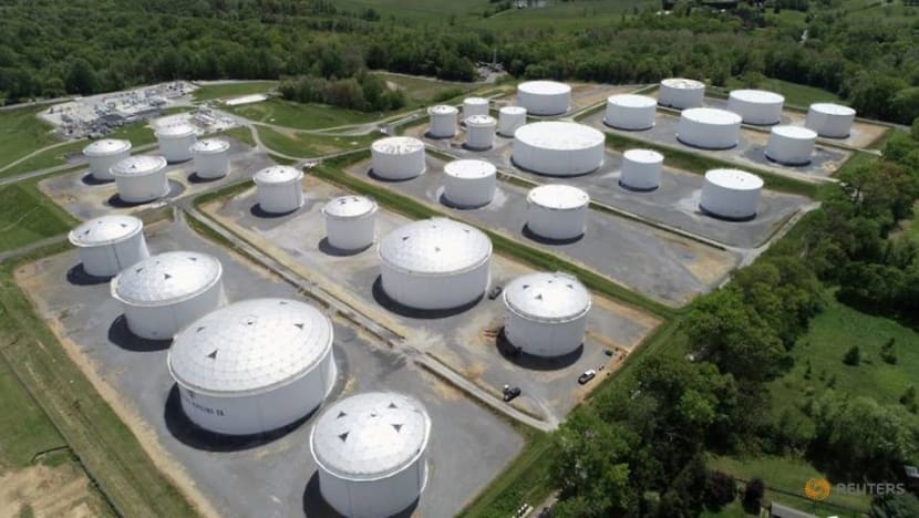 US to require energy pipelines report computer hacks or face fines US to require energy pipelines report computer hacks or face fines