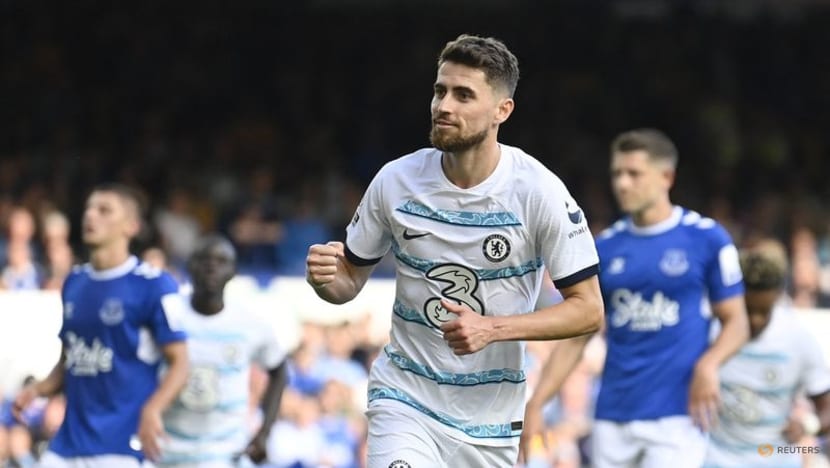 Jorginho penalty earns Chelsea narrow opening-day win at Everton Jorginho penalty earns Chelsea narrow opening-day win at Everton